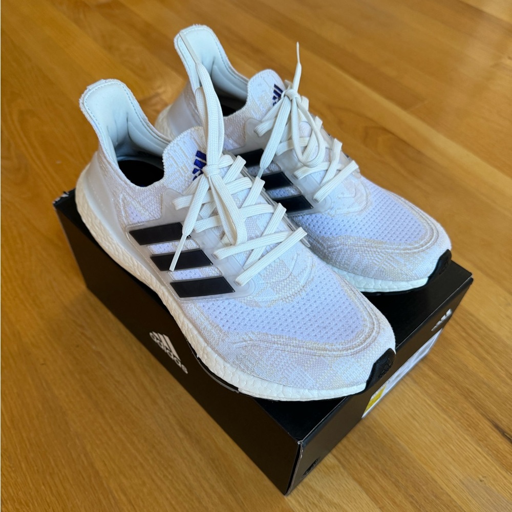 Adidas Ultraboost 21